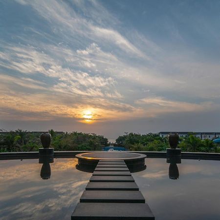 Howard Johnson Sandalwoods Resort Huizhou Хуейдун  Екстер'єр фото