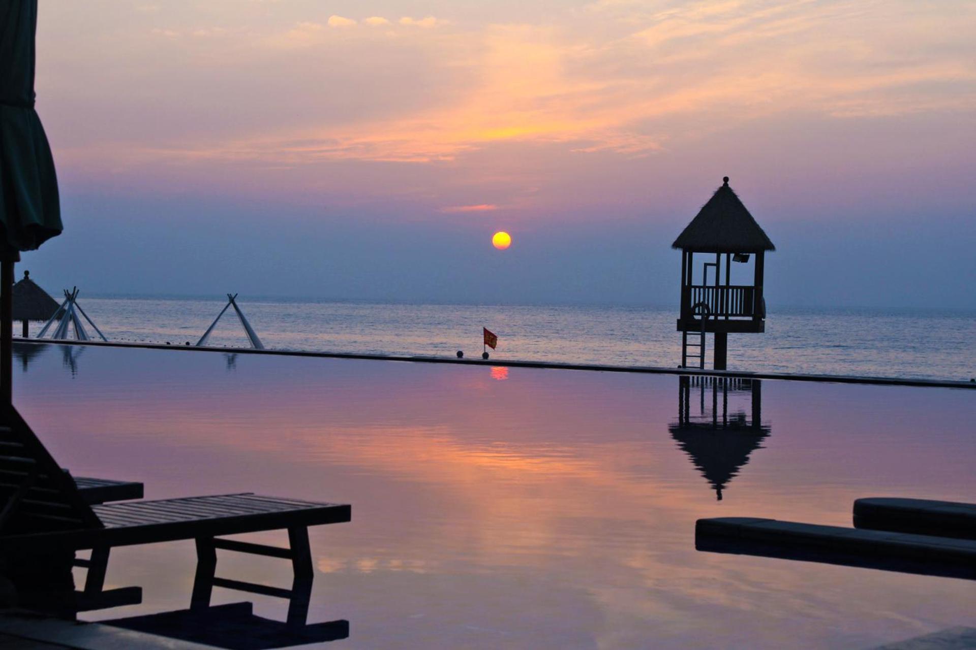 Howard Johnson Sandalwoods Resort Huizhou Хуейдун  Екстер'єр фото